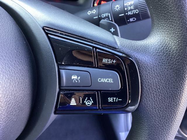 ヴェゼル e:HEVX ナビ フルセグ リヤカメラ 前後障害物センサー AAC イモビライザー スマ-トキ- 誤発進抑制 PW リアカメラ クルコン ESC キーフリー LEDヘッドランプ サイドカーテンエアバック ABS(34枚目)