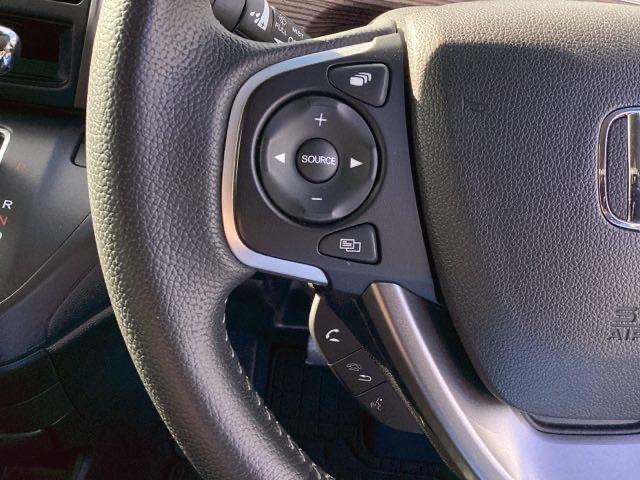 フリード クロスター・ホンダセンシング　ホンダ純正メモリーナビ　フルセグＴＶ　両ＰＳＤ　地デジ　エアバック　Ｉストップ　ＶＳＡ　リヤカメラ　ＤＶＤ再生　ウォークスルー　イモビライザー　キーフリー　パワステ　クルコン　ＡＡＣ　ＬＥＤライト（16枚目）