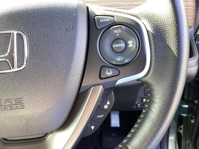 フリード クロスター・ホンダセンシング　ホンダ純正メモリーナビ　フルセグＴＶ　両ＰＳＤ　地デジ　エアバック　Ｉストップ　ＶＳＡ　リヤカメラ　ＤＶＤ再生　ウォークスルー　イモビライザー　キーフリー　パワステ　クルコン　ＡＡＣ　ＬＥＤライト（18枚目）