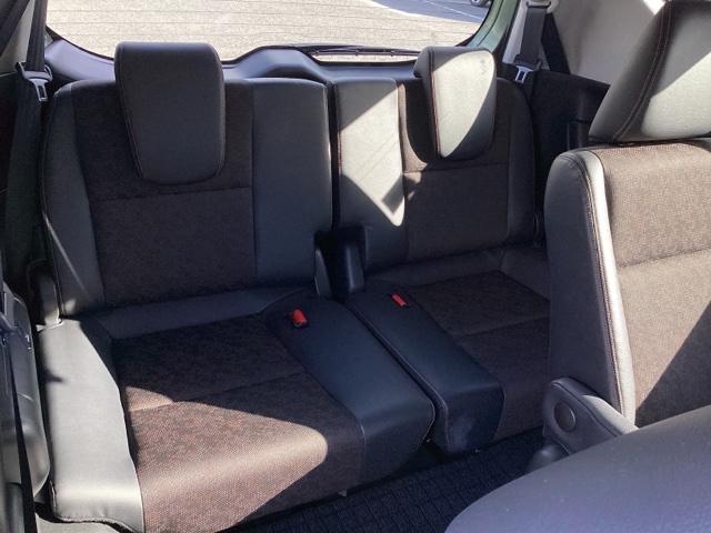 フリード クロスター・ホンダセンシング　ホンダ純正メモリーナビ　フルセグＴＶ　両ＰＳＤ　地デジ　エアバック　Ｉストップ　ＶＳＡ　リヤカメラ　ＤＶＤ再生　ウォークスルー　イモビライザー　キーフリー　パワステ　クルコン　ＡＡＣ　ＬＥＤライト（24枚目）