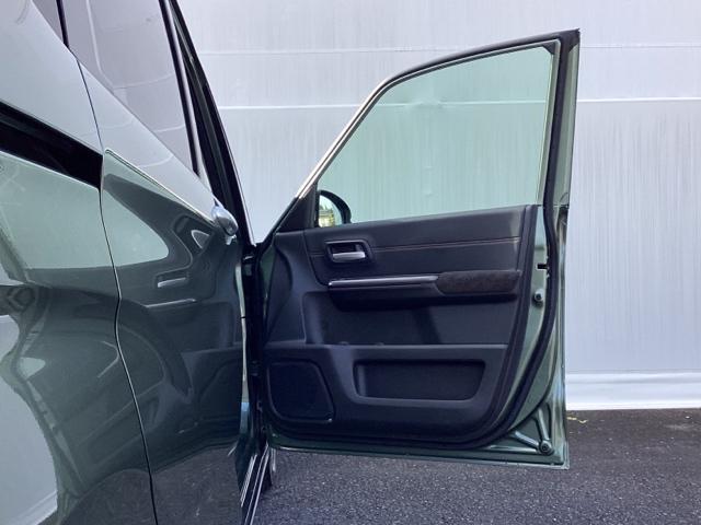 フリード クロスター・ホンダセンシング　ホンダ純正メモリーナビ　フルセグＴＶ　両ＰＳＤ　地デジ　エアバック　Ｉストップ　ＶＳＡ　リヤカメラ　ＤＶＤ再生　ウォークスルー　イモビライザー　キーフリー　パワステ　クルコン　ＡＡＣ　ＬＥＤライト（38枚目）