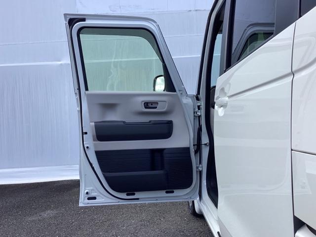 Ｎ－ＢＯＸ ベースグレード　ＨｏｎｄａＣＯＮＮＥＣＴ対応純正メモリーナビ　衝突軽減システム　スマートキ－　両側スライドドア　カーテンエアバック　イモビライザー　ＥＣＯモード　横滑り防止　オートクルーズ　ＬＥＤヘッドライト　地デジ（30枚目）