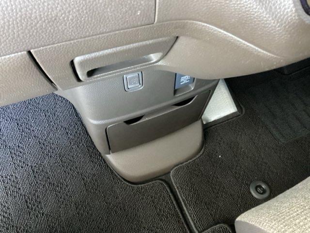 Ｎ－ＢＯＸ Ｌ　ナビ　リアカメラ　片側電動スライドドア　衝突回避支援ブレーキ　Ｉ－ＳＴＯＰ　クリソナ　ＰＷ　パワステ　Ｓヒーター　スマ－トキ－　Ｂカメ　横滑り防止　ＥＴＣ車載器　ＬＥＤライト　エアコン付き　キーレス付（43枚目）