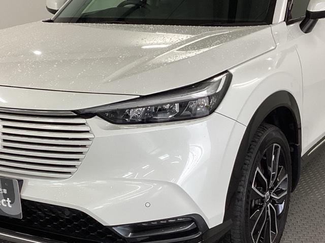 ヴェゼル ｅ：ＨＥＶＺ　純正ナビ　フルセグ　リアカメラ　衝突回避支援ブレーキ機能　スマキ　Ｐトランク　フルオートエアコン　Ｄレコ　エアバッグ　両席エアバック　Ｒカメ　パワーウィンドウ　ＬＥＤランプ　ソナー　クルーズＣ　ＵＳＢ（29枚目）