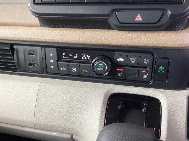 Ｎ－ＢＯＸ ベースグレード　純正ナビ　フルセグ　リアカメラ　衝突軽減システム　スマートキ－　カーテンエアバック　イモビライザー　ＥＣＯモード　横滑り防止　オートクルーズ　ＬＥＤヘッドライト　キーフリー　地デジ　パワーステアリング（13枚目）