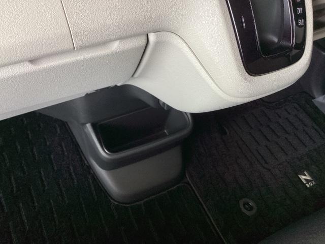 Ｎ－ＢＯＸ ベースグレード　純正ナビ　フルセグ　リアカメラ　衝突軽減システム　スマートキ－　カーテンエアバック　イモビライザー　ＥＣＯモード　横滑り防止　オートクルーズ　ＬＥＤヘッドライト　キーフリー　地デジ　パワーステアリング（45枚目）