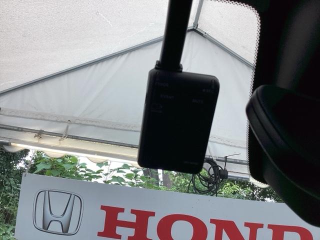 ＺＲ－Ｖ ｅ：ＨＥＶＺ特別仕様車ブラックスタイル　純正ナビ　フルセグ　リアカメラ　アラウンドビューモニター　ＬＥＤヘッドランプ　スマ－トキ－　クルコン　ＥＴＣ車載器　電動シート　禁煙　ドライブレコーダー　シートヒーター　本革シート　バックカメラ（22枚目）