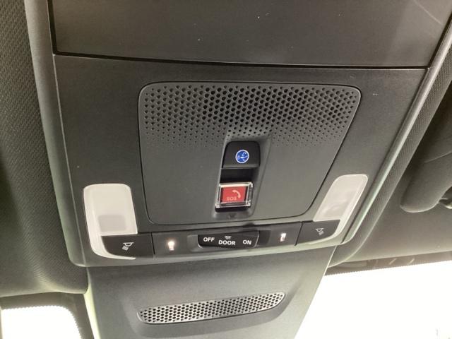 ＺＲ－Ｖ ｅ：ＨＥＶＺ特別仕様車ブラックスタイル　純正ナビ　フルセグ　リアカメラ　アラウンドビューモニター　ＬＥＤヘッドランプ　スマ－トキ－　クルコン　ＥＴＣ車載器　電動シート　禁煙　ドライブレコーダー　シートヒーター　本革シート　バックカメラ（41枚目）