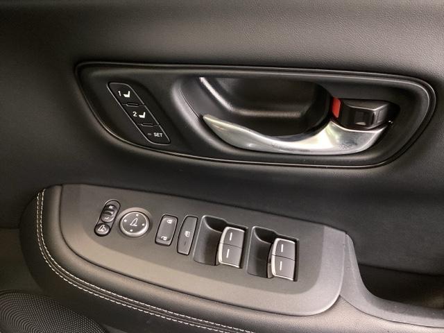 ＺＲ－Ｖ ｅ：ＨＥＶＺ特別仕様車ブラックスタイル　純正ナビ　フルセグ　リアカメラ　アラウンドビューモニター　ＬＥＤヘッドランプ　スマ－トキ－　クルコン　ＥＴＣ車載器　電動シート　禁煙　ドライブレコーダー　シートヒーター　本革シート　バックカメラ（46枚目）