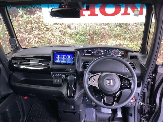 N-BOXカスタム L 純正メモリーナビ ドラレコ リアカメラ Pソナー サイドエアバッグ ナビTV Aストップ シートヒータ ベンチシート 点検記録簿 キーフリーシステム LEDライト クルーズコントロール AC スマキー(2枚目)