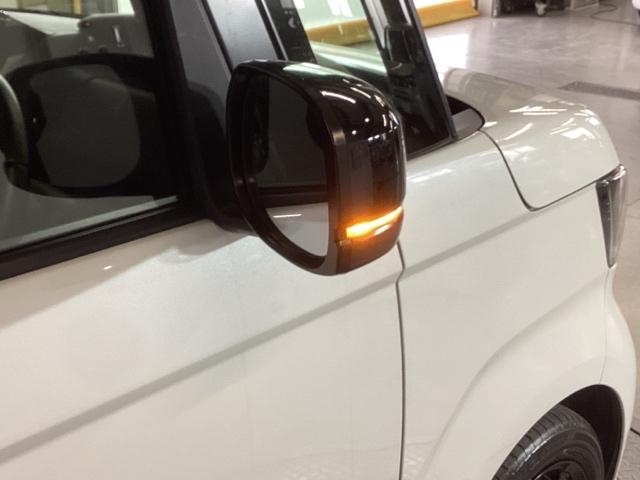 Ｎ－ＢＯＸカスタム Ｌスタイル＋ブラック　純正ナビ　フルセグ　リアカメラ　横滑防止　衝突被害軽減　Ｒカメ　パワーウィンドウ　Ａライト　カーテンエアバック　パワステ　ナビ＆ＴＶ　オートエアコン　ＡＢＳ　ベンチシート　クルコン　ＵＳＢポート（29枚目）