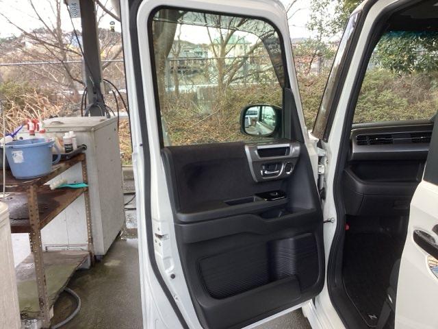 Ｎ－ＢＯＸカスタム Ｌスタイル＋ブラック　純正ナビ　フルセグ　リアカメラ　横滑防止　衝突被害軽減　Ｒカメ　パワーウィンドウ　Ａライト　カーテンエアバック　パワステ　ナビ＆ＴＶ　オートエアコン　ＡＢＳ　ベンチシート　クルコン　ＵＳＢポート（36枚目）