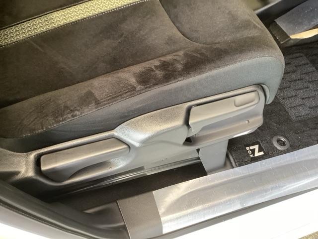 Ｎ－ＢＯＸカスタム Ｌスタイル＋ブラック　純正ナビ　フルセグ　リアカメラ　横滑防止　衝突被害軽減　Ｒカメ　パワーウィンドウ　Ａライト　カーテンエアバック　パワステ　ナビ＆ＴＶ　オートエアコン　ＡＢＳ　ベンチシート　クルコン　ＵＳＢポート（46枚目）