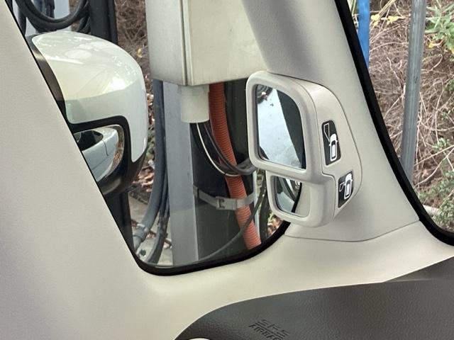 Ｎ－ＢＯＸ Ｌ　純正メモリーナビ　シートヒーター　ＥＴＣ　ＵＳＢ入力　ＤＶＤ視聴可能　ＬＥＤランプ　運転席エアバッグ　イモビライザー　キーフリー　Ｒカメ　パワーウインドウ　ナビＴＶ　助手席エアバッグ　エアコン　地デジ（47枚目）