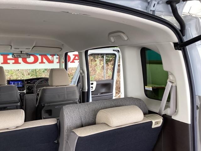 Ｎ－ＢＯＸ Ｌ　純正メモリーナビ　シートヒーター　ＥＴＣ　ＵＳＢ入力　ＤＶＤ視聴可能　ＬＥＤランプ　運転席エアバッグ　イモビライザー　キーフリー　Ｒカメ　パワーウインドウ　ナビＴＶ　助手席エアバッグ　エアコン　地デジ（61枚目）