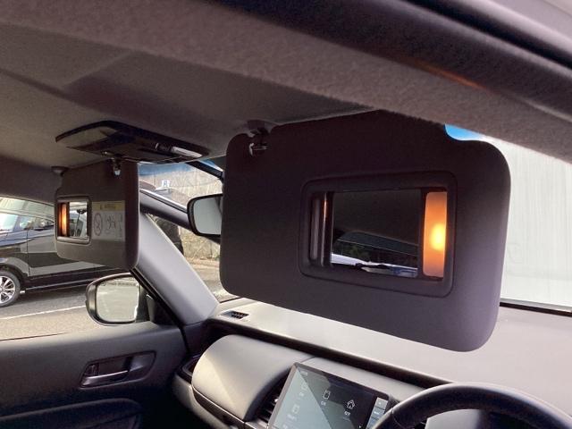 フィット ｅ：ＨＥＶリュクス　パワーウインドウ　エアコン　アイドリングストップ　禁煙　前席シートヒーター　ＥＴＣ車載器　Ｂカメラ　カーテンエアバック　ＵＳＢ接続　フルセグＴＶ　ＡＢＳ　ＬＥＤライト　エアバッグ（34枚目）