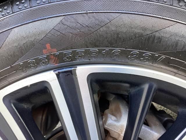 フィット ｅ：ＨＥＶリュクス　パワーウインドウ　エアコン　アイドリングストップ　禁煙　前席シートヒーター　ＥＴＣ車載器　Ｂカメラ　カーテンエアバック　ＵＳＢ接続　フルセグＴＶ　ＡＢＳ　ＬＥＤライト　エアバッグ（39枚目）