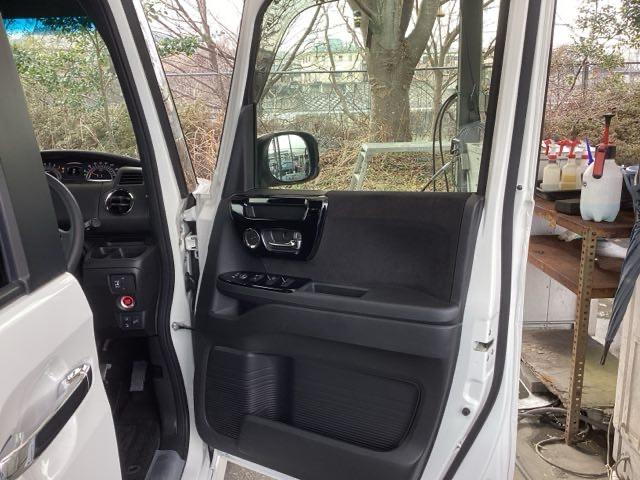 Ｎ－ＢＯＸカスタム Ｌ　純正ナビ　フルセグ　リアカメラ　両席エアバック　Ｂモニタ　ブレーキサポート　セキュリティー　ＬＥＤランプ　キーレスエントリー　ＳＲＳ　横滑り防止機能　片側電動両側スライドドア　ＤＶＤ再生機能　ＰＷ（47枚目）