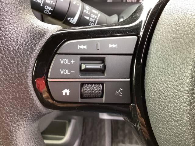 Ｎ－ＢＯＸカスタム ベースグレード　ＨｏｎｄａＣＯＮＮＥＣＴ対応純正メモリーナビ　ドラレコ　ナビテレビ　レーダーブレーキサポート　ＥＴＣ装備　定期点検記録簿　地デジ対応　サイドエアバック　Ｓヒータ　スマートキー＆プッシュスタート　ＵＳＢ（18枚目）