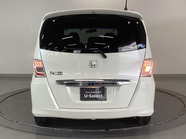 フリード ＧＨ　ＥＴＣ／純正ナビ／バックモニター　地デジＴＶ　キーフリー　ＥＴＣ付き　リアカメラ　ＡＣ　盗難防止装置　ナビＴＶ　ＤＶＤ　ＳＲＳ　Ｗエアバッグ　パワーウィンドウ　パワーステアリング　スマートキー　ＡＢＳ（9枚目）