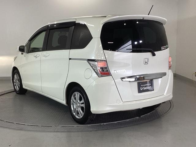 フリード ＧＨ　ＥＴＣ／純正ナビ／バックモニター　地デジＴＶ　キーフリー　ＥＴＣ付き　リアカメラ　ＡＣ　盗難防止装置　ナビＴＶ　ＤＶＤ　ＳＲＳ　Ｗエアバッグ　パワーウィンドウ　パワーステアリング　スマートキー　ＡＢＳ（10枚目）