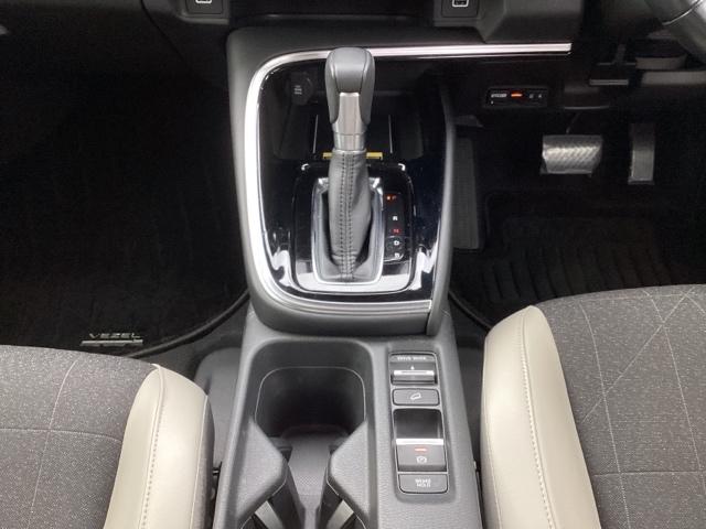 �^�]�Ȏ��ӂ̃X�}�[�g�ȃ��C�A�E�g���A����̂��₷���������B���K�ȃh���C�u���T�|�[�g���܂��B�茳�ő��삪�ł���A�d�q����p�[�L���O�u���[�L�B