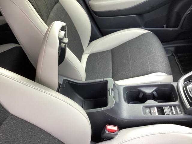 �A�[���R���\�[���{�b�N�X�����B���[�t���Ȃ̂ł�����Ƃ�������������̂ɕ֗��ł��B�^�]�Ȃ��������Ȃ�������R�Ɏg����h�����N�z���_�[�t�B