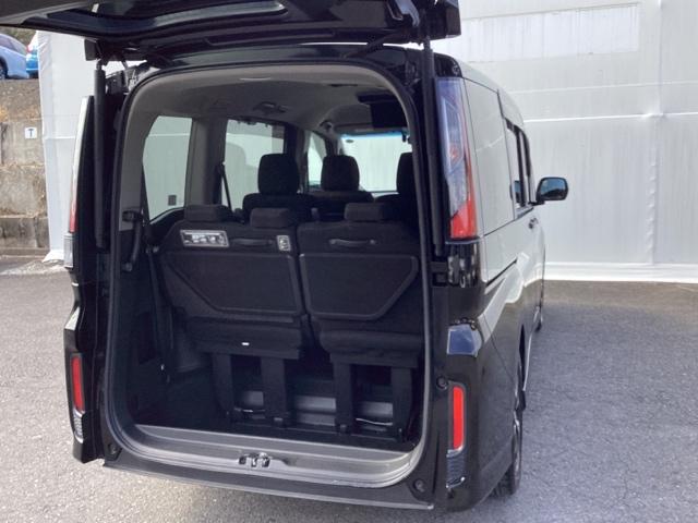 �g�����N�̍L���́A�ǂ��ł��A��������̉ו����ς߂܂���B�R��ڃV�[�g�͏����Ɏ��[���ł��܂��B�Е������|���āA�����ו����悹�邱�Ƃ��ł��ĂƂ��Ă��֗��ł��B