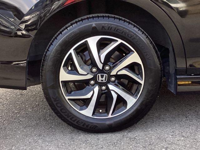 �����������y�A���~�z�C�[���z�𗚂��Ă��܂��̂ŁA�������������܂��Ă��܂��ˁB