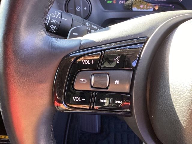 ヴェゼル e:HEVZ HondaCONNECTディスプレイ ドラレコ Sヒータ 地デジフルセグTV 定期点検記録簿 電動テールゲート サイドエアバッグ 後カメラ 前後障害物センサー 横滑防止装置 エアコン パワステ ABS(18枚目)