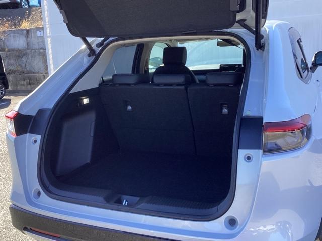 ヴェゼル e:HEVZ HondaCONNECTディスプレイ ドラレコ Sヒータ 地デジフルセグTV 定期点検記録簿 電動テールゲート サイドエアバッグ 後カメラ 前後障害物センサー 横滑防止装置 エアコン パワステ ABS(26枚目)