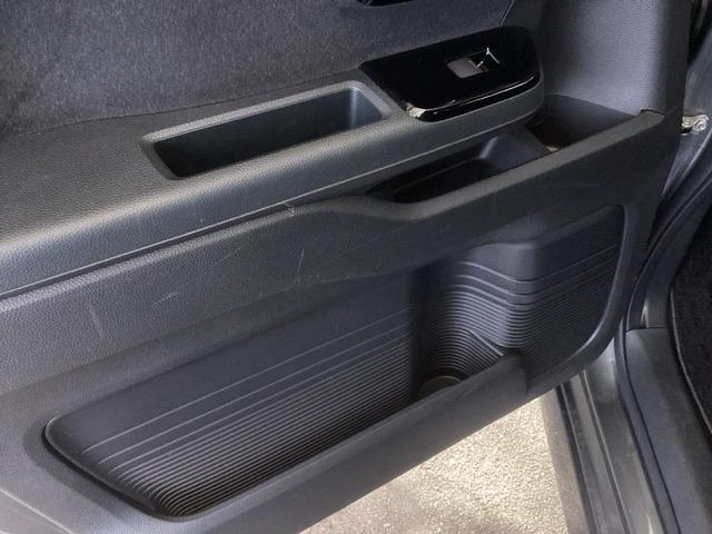 Ｎ－ＢＯＸカスタム Ｌ　純正ナビ　フルセグ　リアカメラ　シートヒーター付き　助手席エアバック　Ｂカメ　ナビ・ＴＶ　ＬＥＤ　エアバッグ　パワーウインドウ　クルコン　エアコン　スマートキーＰスタート　ＵＳＢ　キーレスエントリー（38枚目）