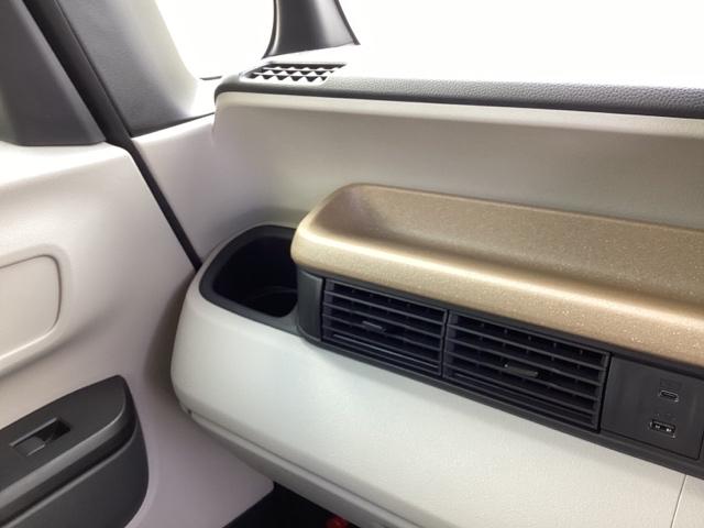 Ｎ－ＢＯＸ ベースグレード　ＨｏｎｄａＣＯＮＮＥＣＴ対応純正メモリーナビ　ドラレコ　踏み間違い防止装置　パワーステアリング　前席シートヒーター　インテリキー　イモビ　クルーズコントロール　ＬＥＤランプ　パワーウィンドウ　Ｄレコ（32枚目）