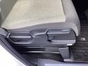 ベースグレード　ＨｏｎｄａＣＯＮＮＥＣＴ対応純正メモリーナビ　ドラレコ　踏み間違い防止装置　パワーステアリング　前席シートヒーター　インテリキー　イモビ　クルーズコントロール　ＬＥＤランプ　パワーウィンドウ　Ｄレコ（24枚目）