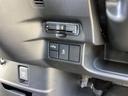 ビルトインタイプの【ETC】で見た目もスッキリ。高速道路の利用にとても便利です。【パーキングセンサー】駐車や出庫時にクルマの前後の障害を検知し、音とディスプレイでお知らせします。