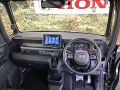 �ե���ȥ��饹���礭�����磻�ɤʻ볦�Ǳ�ž�⤷�䤹���ʤ�褦�����ꤵ��Ƥ��ޤ��� 2