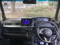 �ե���ȥ��饹���礭�����磻�ɤʻ볦�Ǳ�ž�⤷�䤹���ʤ�褦�ˡ��߷פ���Ƥ��ޤ��� 3