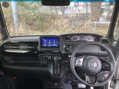 �ե���ȥ��饹���礭�����磻�ɤʻ볦�Ǳ�ž�⤷�䤹���ʤ�褦�ˡ��߷פ���Ƥ��ޤ��� 3