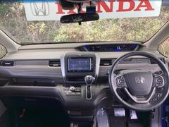 �ե���ȥ��饹���礭�����磻�ɤʻ볦�Ǳ�ž�⤷�䤹���ʤ�褦�ˡ��߷פ���Ƥ��ޤ��� 3