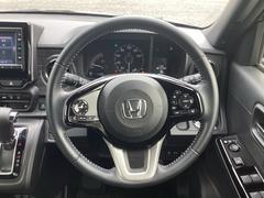 ��ˤʤ��ॹ�ƥ���󥰤Ǥ������ƥ���󥰤α�¦�ˤϥ��롼������ȥ����롢��¦�������ǥ�����⥳�󥹥��å��Ǥ����긵�����Ǥ���Τ������Ǥ��� 3