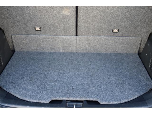 Ｎ－ＯＮＥ プレミアム　ツアラー　１年保証　ターボ　ナビ・フルセグテレビ・Ｂｌｕｅｔｏｏｔｈ　スマートキー　ＥＴＣ　オートライトＨＩＤ　オートエアコン　ローダウン（37枚目）