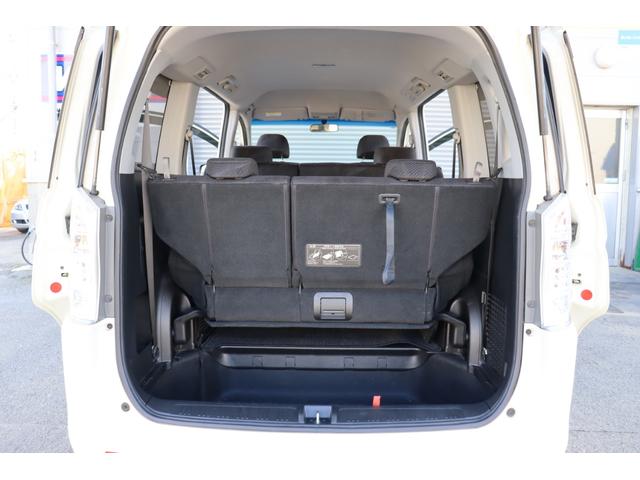 ステップワゴンスパーダ Ｚ　１年保証　ナビ・フルセグテレビ・Ｂｌｕｅｔｏｏｔｈ・バックモニター　ＥＴＣ　両側パワースライドドア　スマートキー　社外１７インチアルミ　パドルシフト　ローダウン（43枚目）