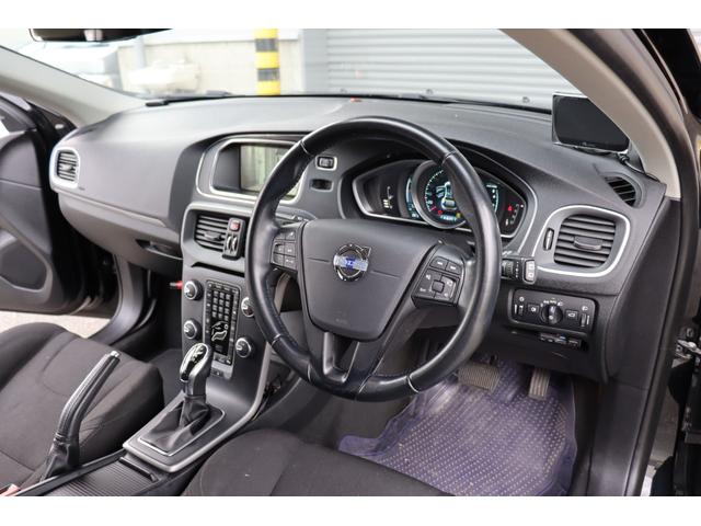 Ｖ４０ Ｔ４　ナビ・フルセグテレビ・Ｂｌｕｅｔｏｏｔｈ　走行中ＴＶ　バックモニター　ＥＴＣ　ブラインドスポットモニター衝突軽減レーンキープ　取説・保証書・記録簿　ＬＥＤライトバルブ（24枚目）