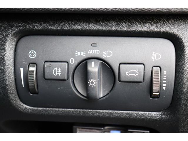 Ｖ４０ Ｔ４　ナビ・フルセグテレビ・Ｂｌｕｅｔｏｏｔｈ　走行中ＴＶ　バックモニター　ＥＴＣ　ブラインドスポットモニター衝突軽減レーンキープ　取説・保証書・記録簿　ＬＥＤライトバルブ（50枚目）