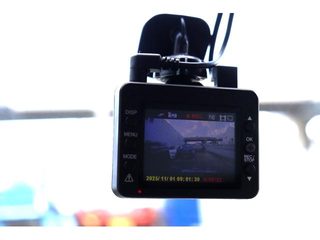 アルトラパン Ｌ　ツートンカラー塗装　リフトアップ　ナビ・フルセグテレビ・Ｂｌｕｅｔｏｏｔｈ・バックモニター　シートカバー　前後ドラレコ　ＥＴＣ　キーレス（45枚目）