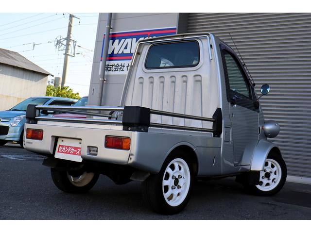 ミゼットII Ｄタイプ　ローダウン　ＥＭＫＥＩ１３インチアルミ　社外ヘッドライトＨＩＤ　ナルディハンドル　取説・保証書　ＣＤデッキ・社外スピーカー　エアコン（3枚目）