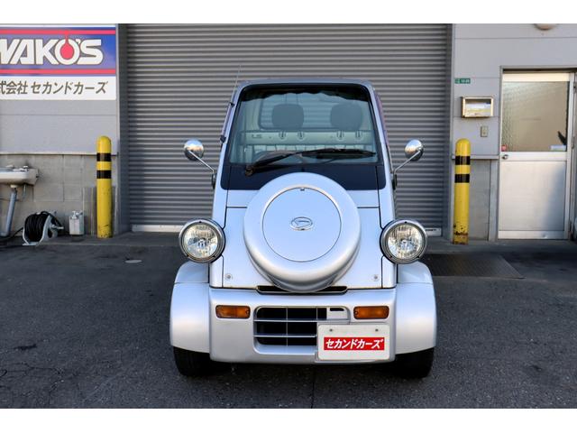 ミゼットII Ｄタイプ　ローダウン　ＥＭＫＥＩ１３インチアルミ　社外ヘッドライトＨＩＤ　ナルディハンドル　取説・保証書　ＣＤデッキ・社外スピーカー　エアコン（5枚目）