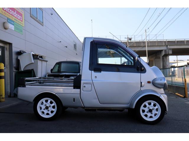 ミゼットII Ｄタイプ　ローダウン　ＥＭＫＥＩ１３インチアルミ　社外ヘッドライトＨＩＤ　ナルディハンドル　取説・保証書　ＣＤデッキ・社外スピーカー　エアコン（7枚目）