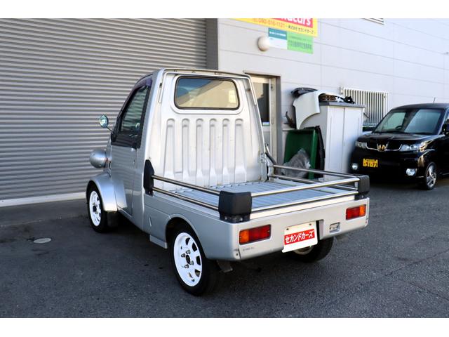 ミゼットII Ｄタイプ　ローダウン　ＥＭＫＥＩ１３インチアルミ　社外ヘッドライトＨＩＤ　ナルディハンドル　取説・保証書　ＣＤデッキ・社外スピーカー　エアコン（9枚目）