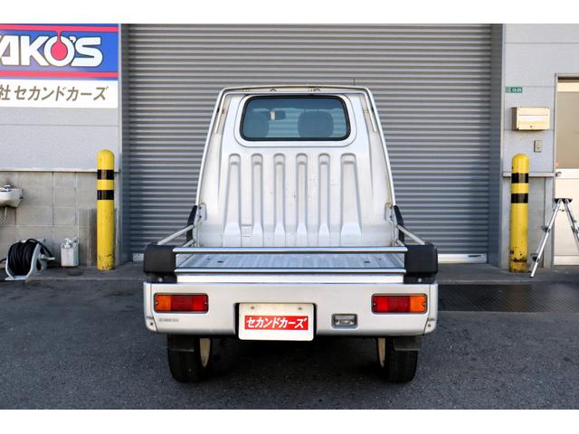 ミゼットII Ｄタイプ　ローダウン　ＥＭＫＥＩ１３インチアルミ　社外ヘッドライトＨＩＤ　ナルディハンドル　取説・保証書　ＣＤデッキ・社外スピーカー　エアコン（11枚目）